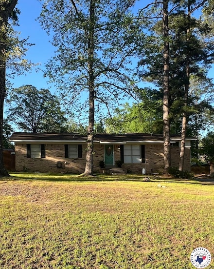 505 E Pinecrest Dr, Atlanta, TX 75551