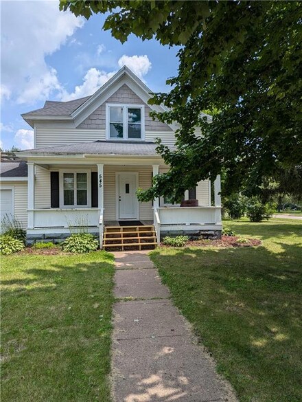 545 Chippewa St, Chippewa Falls, WI 54729