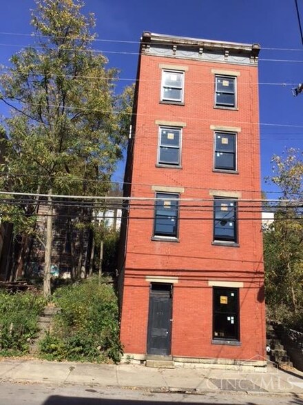 454 W McMicken Ave, Cincinnati, OH 45214