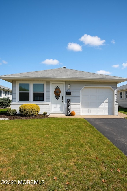 515 Jamaica Blvd, Toms River, NJ 08757