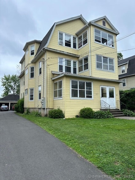1075 Boulevard, West Hartford, CT 06119