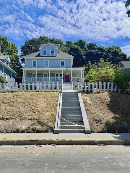 44 Westminster St, Worcester, MA 01605