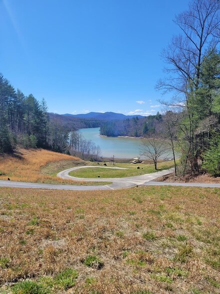365 Lower Star Creek Rd, Morganton, GA 30560