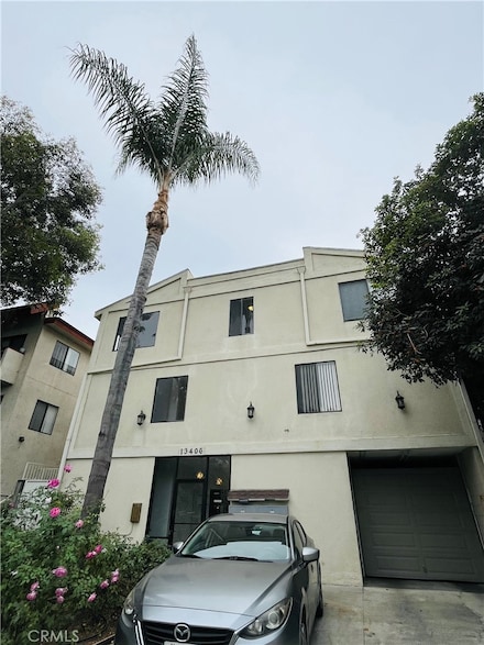 13406 Moorpark St Unit 102, Sherman Oaks, CA 91423
