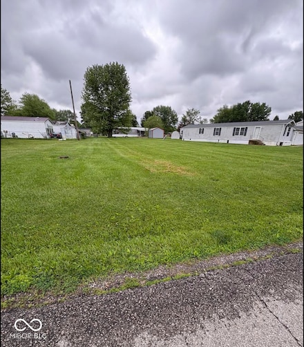 317 Lazy River Rd, Cloverdale, IN 46120