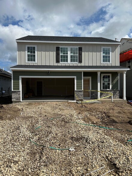 15027 Athgoe Dr, Rosemount, MN 55068