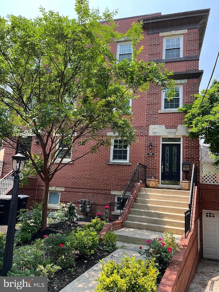 1408 Foxhall Rd NW, Washington, DC 20007