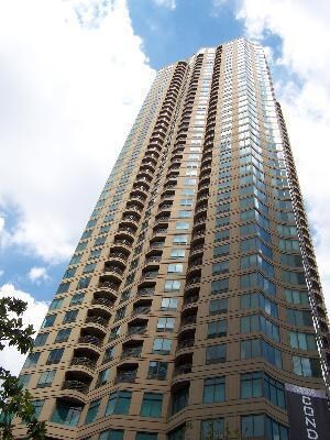 400 N Lasalle St Unit 1609, Chicago, IL 60654