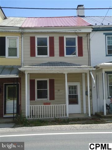 18 W Main St, Plainfield, PA 17081