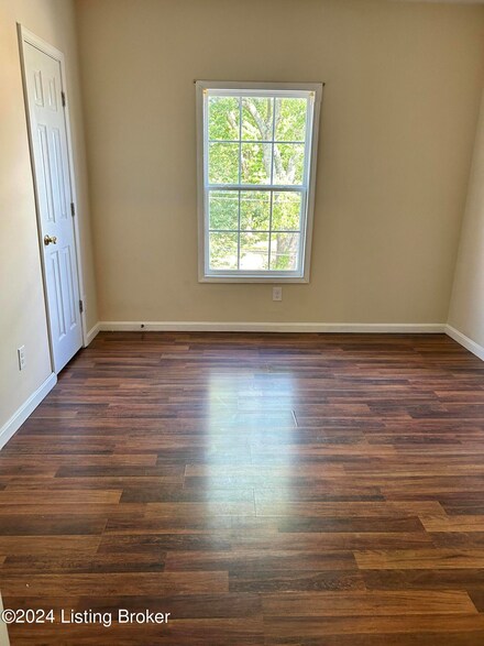 218 Doctor W J Hodge St Unit 3, Louisville, KY 40203