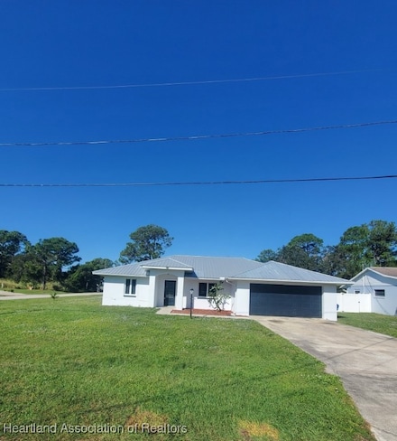 401 Lemans Dr, Sebring, FL 33872