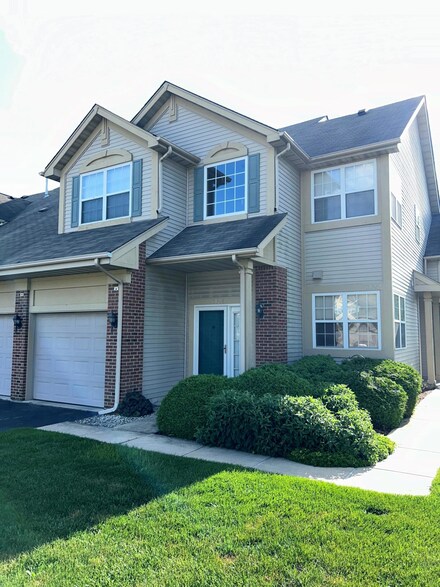 8026 Knickerbocker Place, Dyer, IN 46311