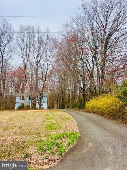 8032 Gracie Dr, Manassas, VA 20112