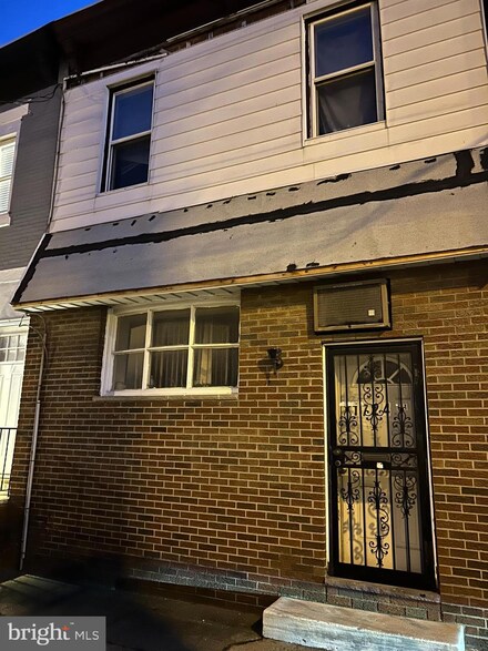 1724 Dickinson St, Philadelphia, PA 19146