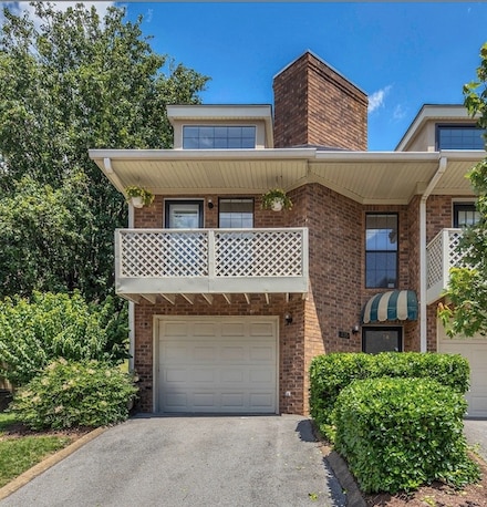 235 Glenstone Cir, Brentwood, TN 37027