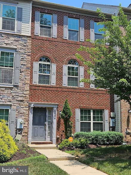 8904 Tower Place, Lanham, MD 20706