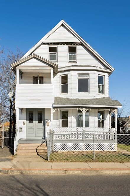 229 Walnut St, Springfield, MA 01105