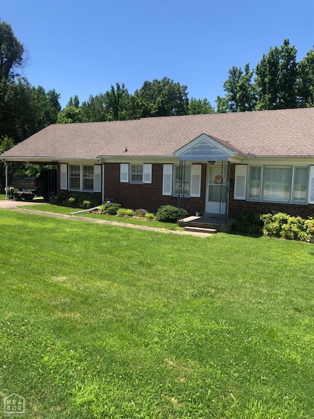 1912 Hillcrest Dr, Paragould, AR 72450