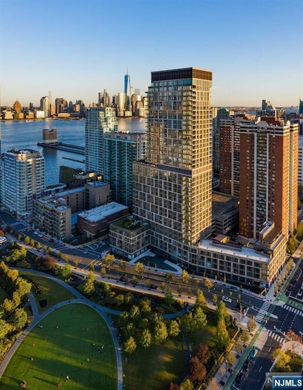 75 Park Ln S Unit 1804, Jersey City, NJ 07310