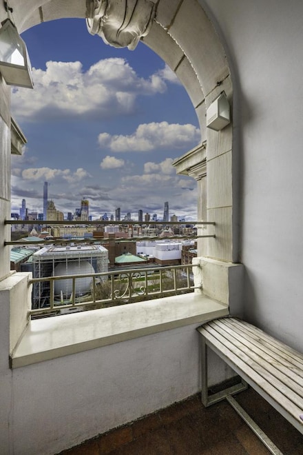 11 W 81st St Unit PHB, New York, NY 10024