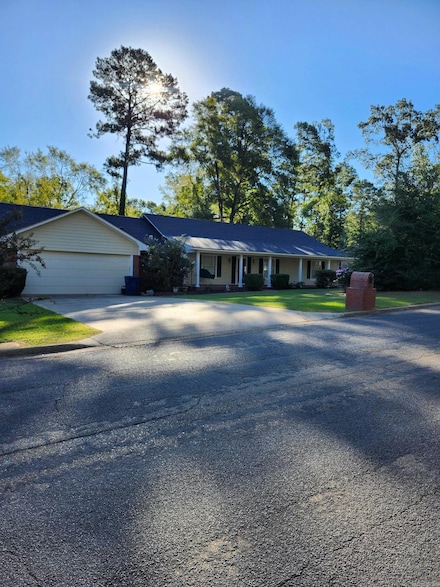 3125 Cherokee Ave, Camden, AR 71701