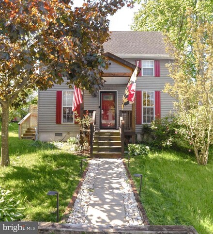 3743 8th St, North Beach, MD 20714