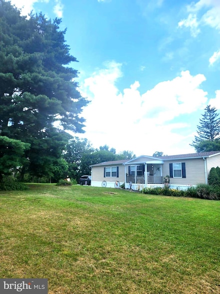 4612 Holly Dr, Chambersburg, PA 17202
