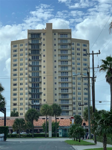 1200 Hibiscus Ave Unit 903, Pompano Beach, FL 33062