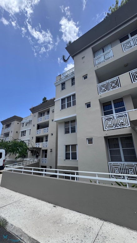03 Apto Db Unit DB, Guaynabo, PR 00969