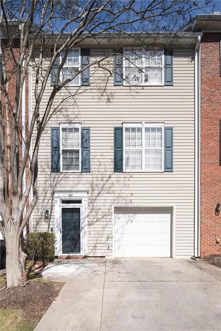 5381 Briar Creek Ln, Norcross, GA 30071