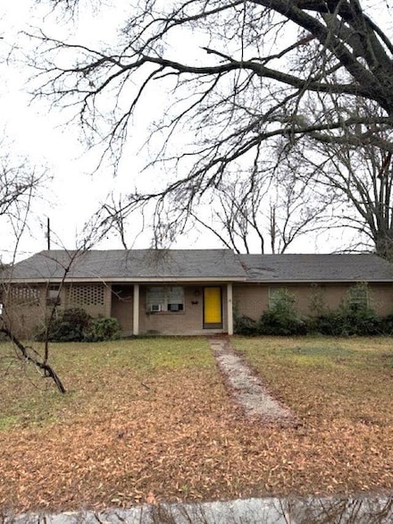 1401 N 3rd St, McGehee, AR 71654