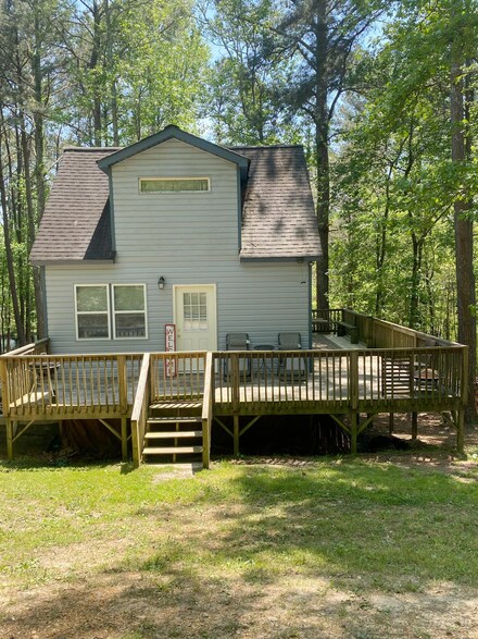 74 Chestnut Ln, La Fayette, GA 30728