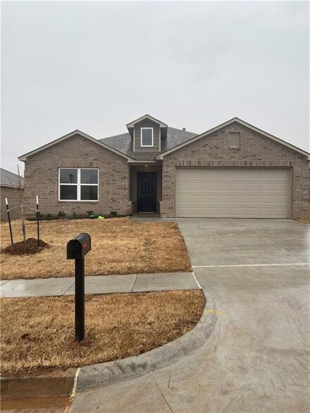 1341 Dustin Dr, Edmond, OK 73003