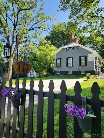 2282 Whitey Marshall Dr, Beavercreek, OH 45434