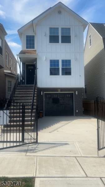 45 New St, East Orange, NJ 07017