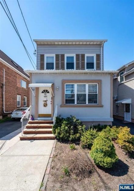 92 Maple Ave, Wallington, NJ 07057