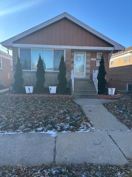 6204 35th St, Berwyn, IL 60402