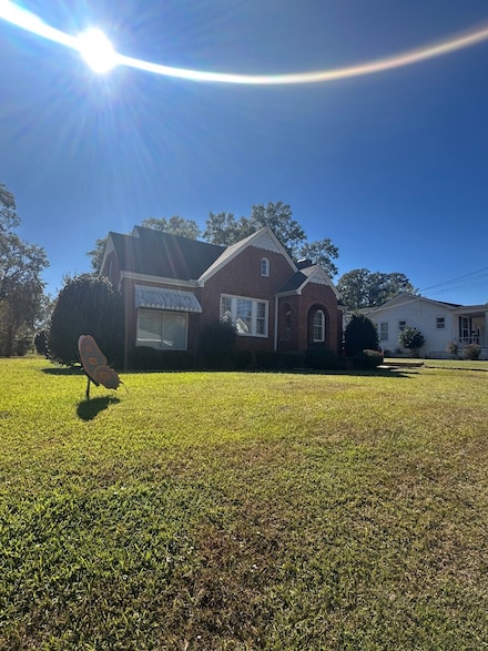 311 Jones St, Winona, MS 38967