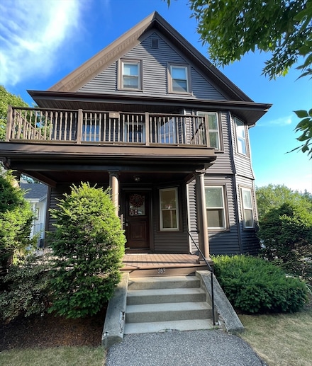 263 Waverley St Unit 1, Belmont, MA 02478