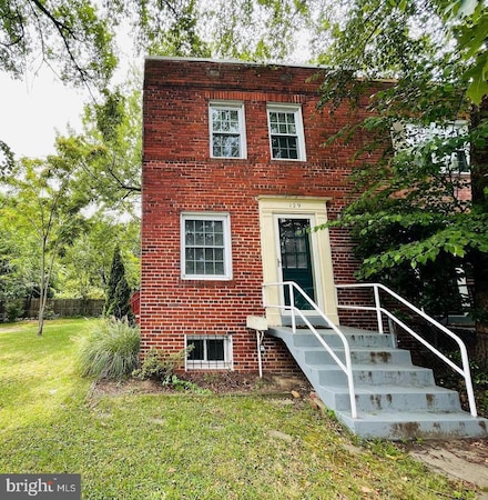 14 E Linden St, Alexandria, VA 22301