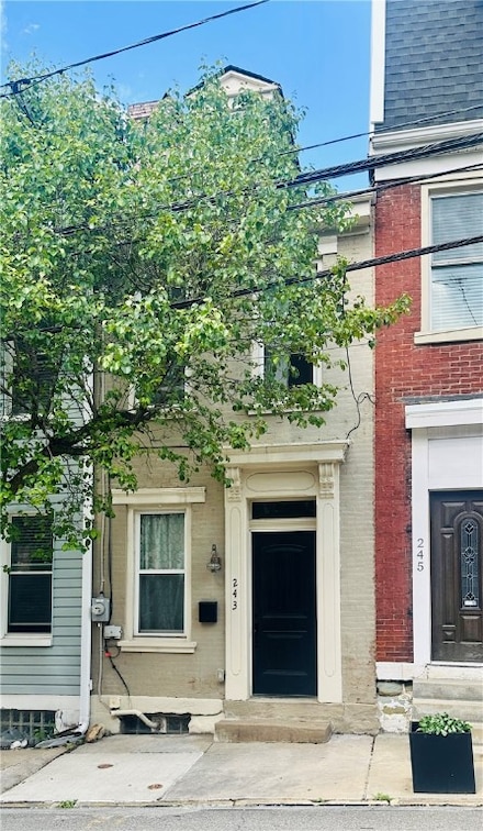 243 37th St, Pittsburgh, PA 15201