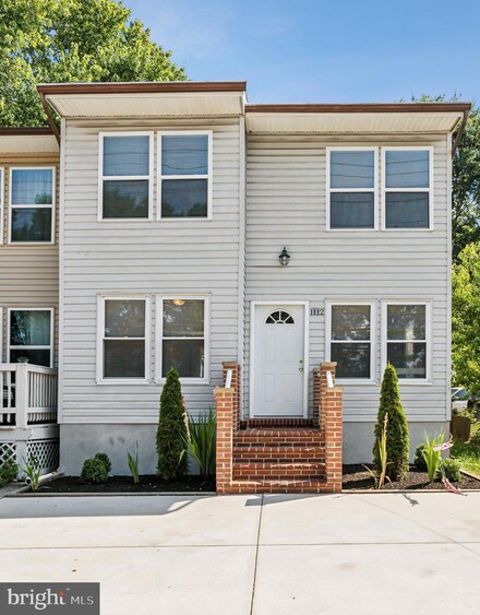 1112 Forest Dr, Annapolis, MD 21403