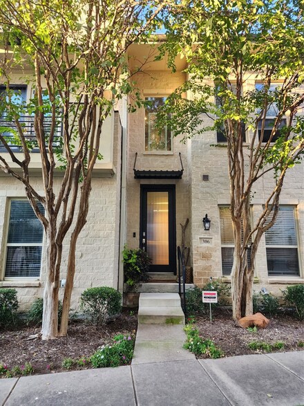 7333 Valley View Ln Unit 306, Dallas, TX 75240