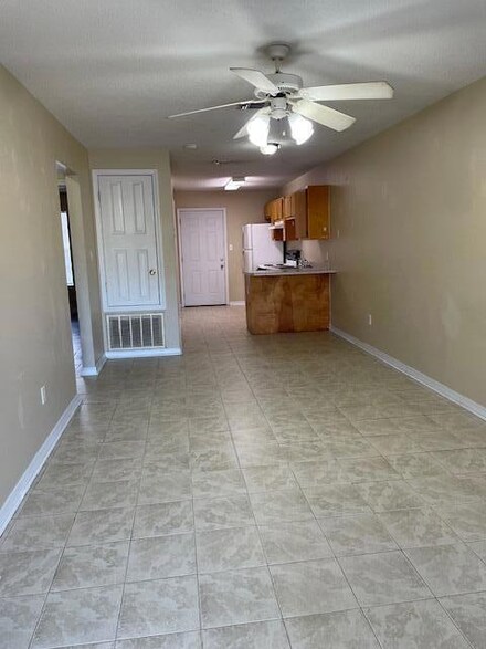 6905 Sea Turtle Unit E, Navarre, FL 32566