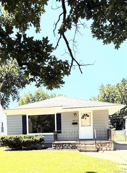 18445 Indian, Redford, MI 48240