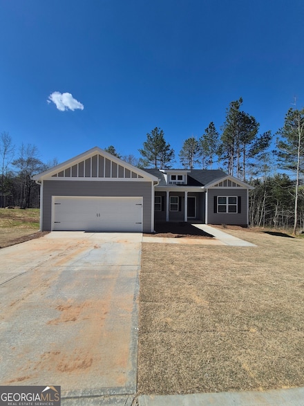 623 Lena Dr, Hoschton, GA 30548