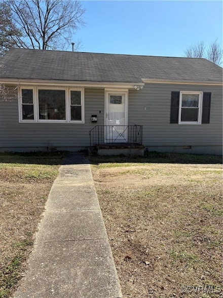 417 Crescent Ave, Colonial Heights, VA 23834