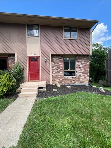 3116 Laurel Ridge Cir, Bridgeville, PA 15017
