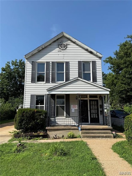 3906 Bates St, Saint Louis, MO 63116
