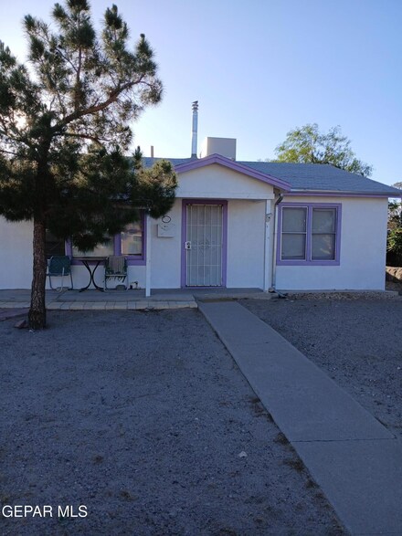 1700 Wainwright Dr, El Paso, TX 79903